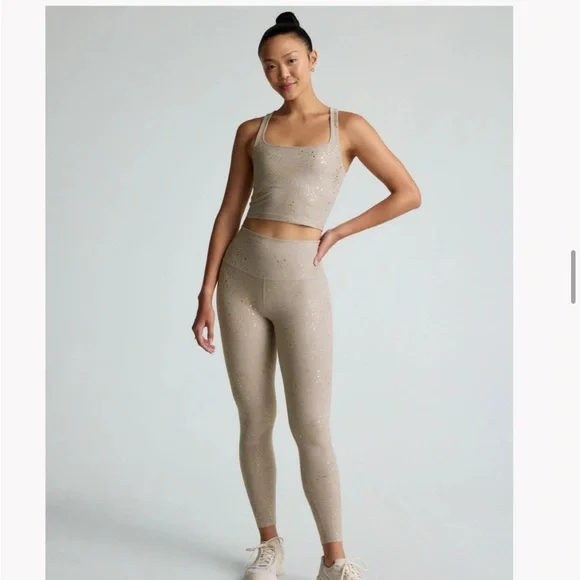 Beyond Yoga Women's Large Lucky Stars SoftShine High Waisted Midi Legging NWT - Picture 6 of 7